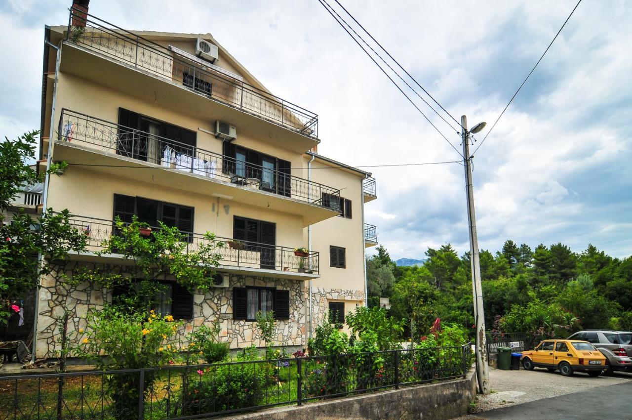 Milosavljevic Apartments Tivat Buitenkant foto