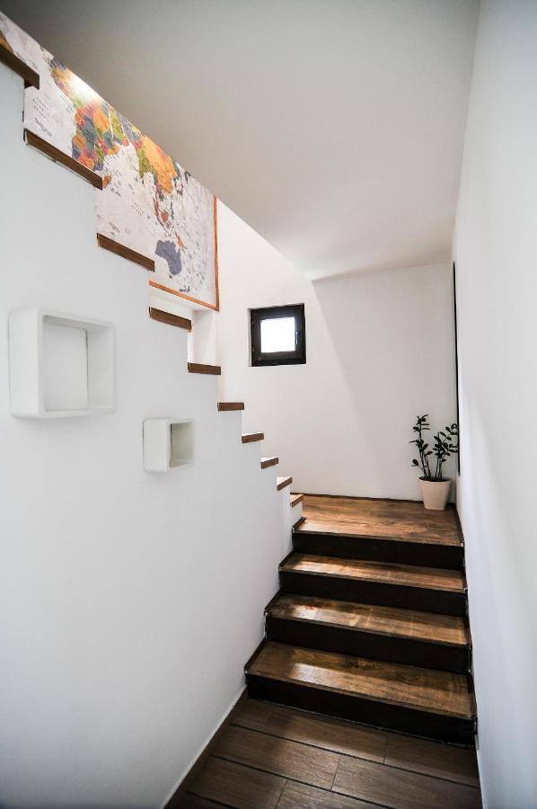 Milosavljevic Apartments Tivat Buitenkant foto