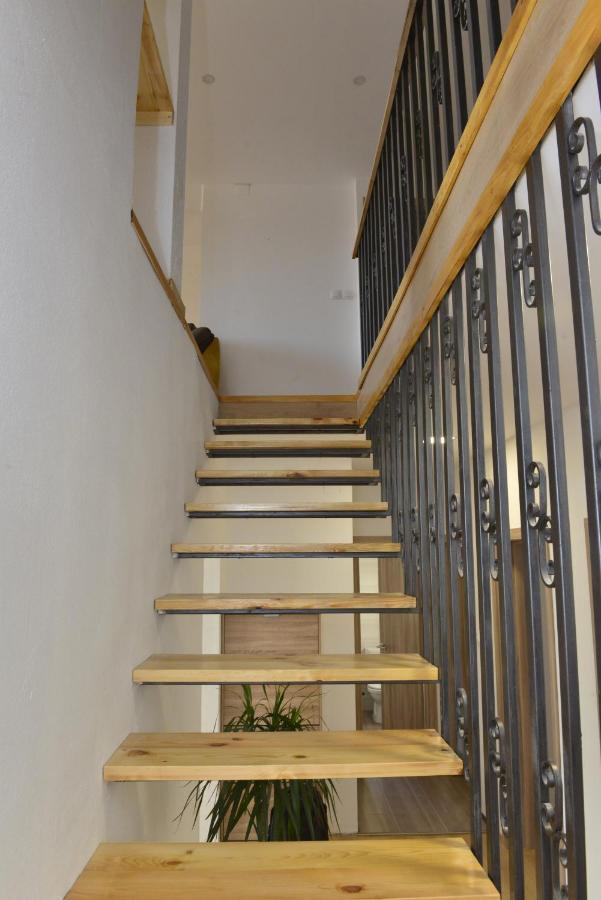 Milosavljevic Apartments Tivat Buitenkant foto